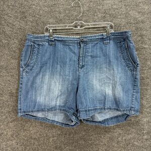 Natural Shorts Women 20W Plus Blue Denim Medium Wash Chino High Rise Chino